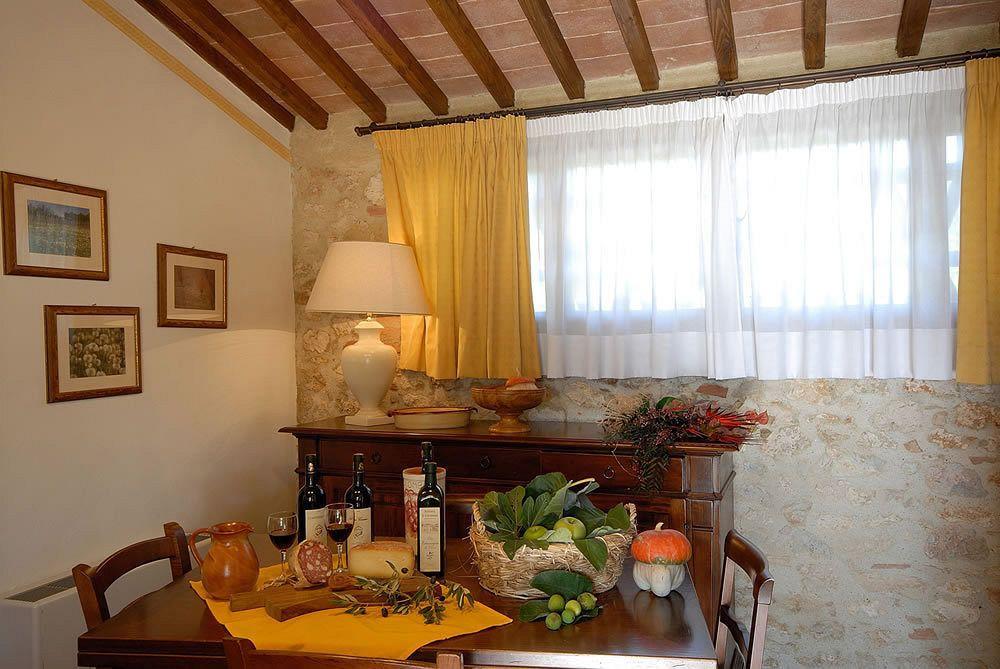 Isola d'Arbia Il Colombaio, Siena -Appartamenti E Camere- מראה חיצוני תמונה