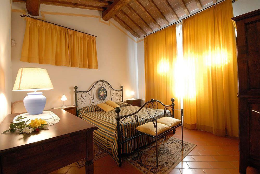 Isola d'Arbia Il Colombaio, Siena -Appartamenti E Camere- מראה חיצוני תמונה