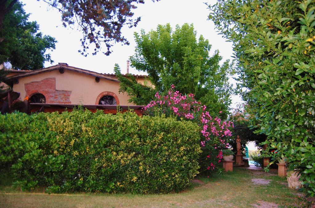 Isola d'Arbia Il Colombaio, Siena -Appartamenti E Camere- מראה חיצוני תמונה