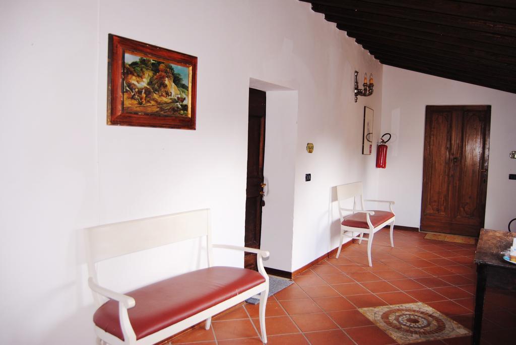 Isola d'Arbia Il Colombaio, Siena -Appartamenti E Camere- מראה חיצוני תמונה