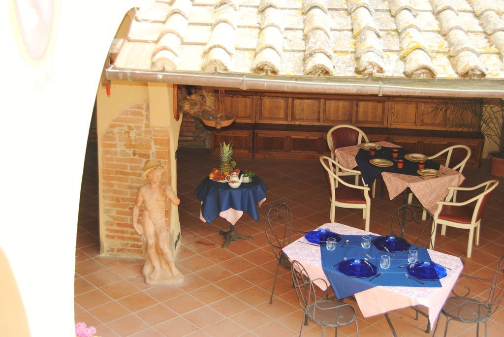 Isola d'Arbia Il Colombaio, Siena -Appartamenti E Camere- מראה חיצוני תמונה