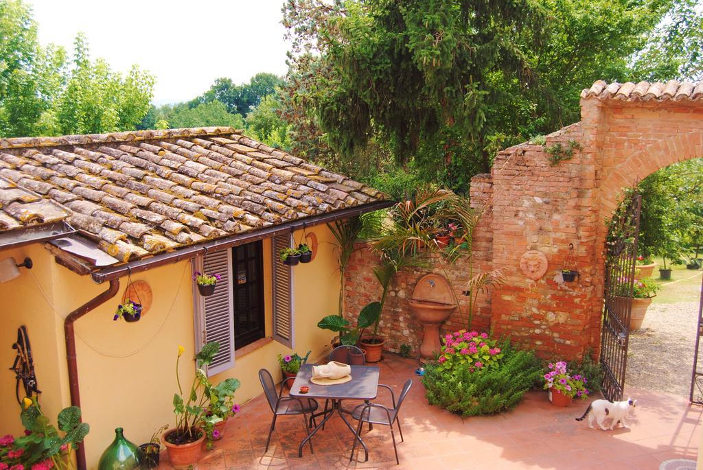 Isola d'Arbia Il Colombaio, Siena -Appartamenti E Camere- מראה חיצוני תמונה